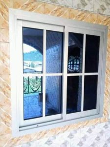 fenêtre sur mesure à Monacia-d'Orezza
